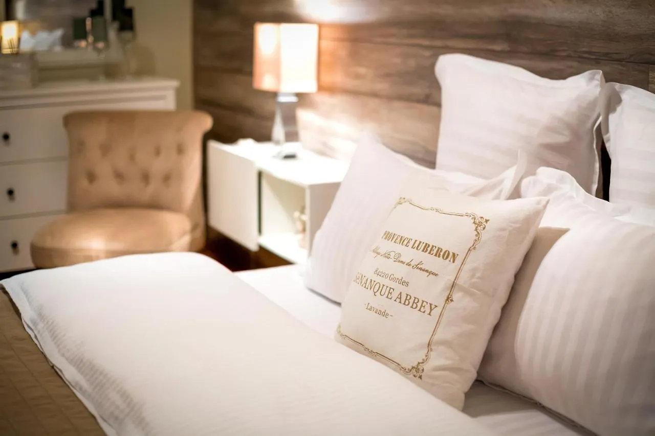 Feeling Home Apartments Бухарест