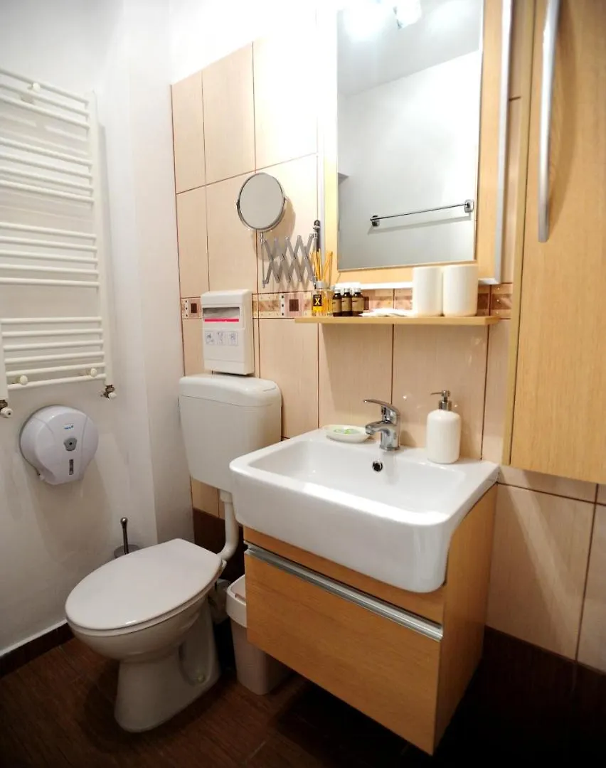 Feeling Home Apartments Бухарест
