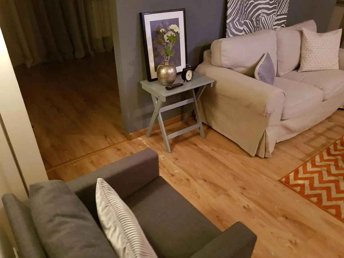 Feeling Home Apartments Бухарест 0*,